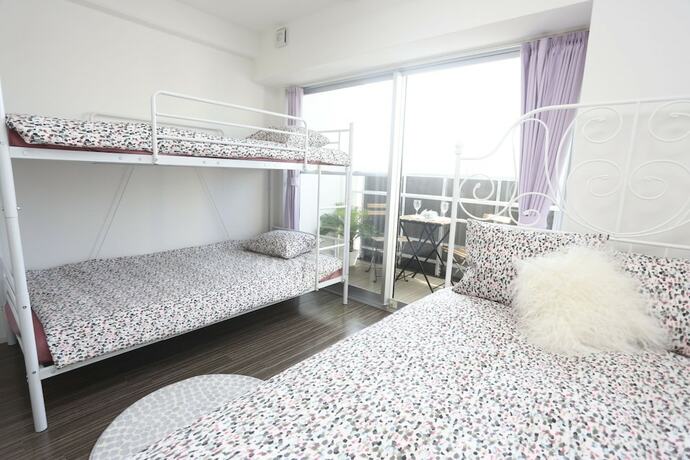 Imagen general del Hotel Nanba East Designer Studio Room. Foto 12