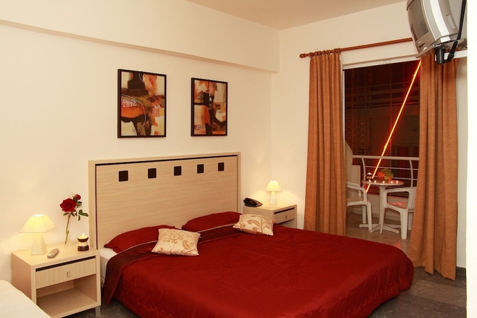 Imagen de la habitación del Hotel Nancy, Hersonissos. Foto 8