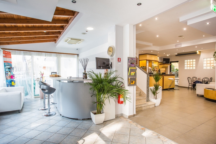 Imagen de los interiores del Hotel Nancy, Riccione. Foto 15