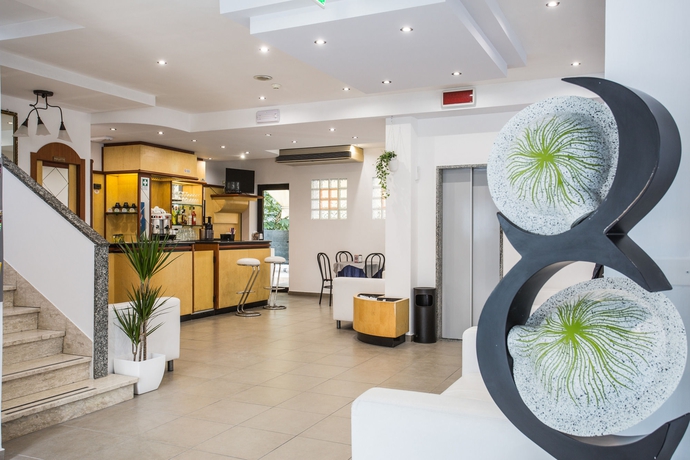 Imagen de los interiores del Hotel Nancy, Riccione. Foto 16