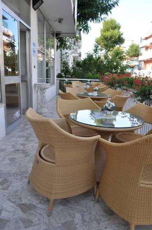 Imagen de los exteriores del Hotel Nancy, Rimini. Foto 7