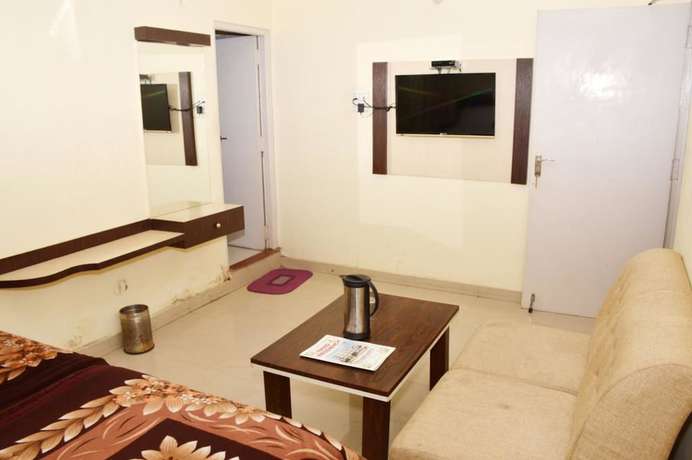 Imagen de la habitación del Hotel Nand Residency. Foto 5