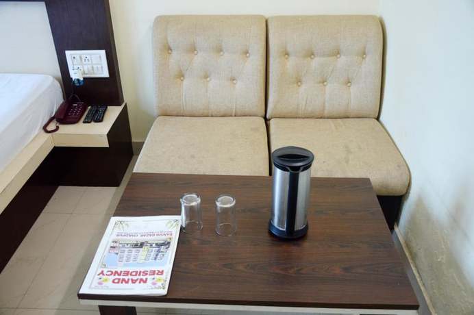 Imagen de la habitación del Hotel Nand Residency. Foto 15