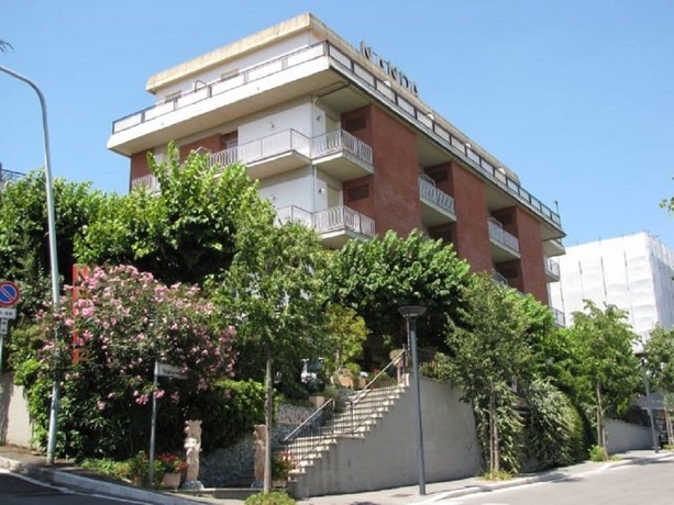 Imagen general del Hotel Nanda, Chianciano Terme. Foto 1