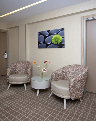 Imagen de los interiores del Hotel Nanda. Foto 15