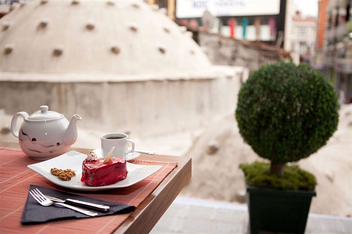 Imagen del bar/restaurante del Hotel Nanda. Foto 9