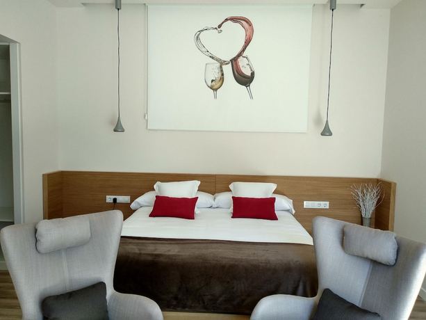 Imagen de la habitación del Hotel Nande. Foto 14