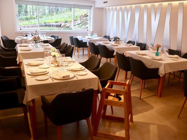 Imagen del bar/restaurante del Hotel Nande. Foto 6