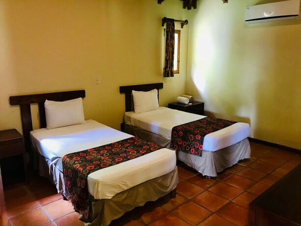 Imagen general del Hotel Nandel Beach Resort. Foto 1