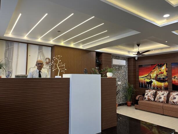 Imagen general del Hotel Nandini Grand. Foto 13