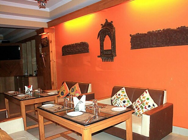 Imagen general del Hotel Nandini Residency, Kangra. Foto 12