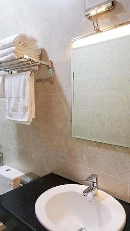 Imagen de la habitación del Hotel Nang Vang. Foto 5