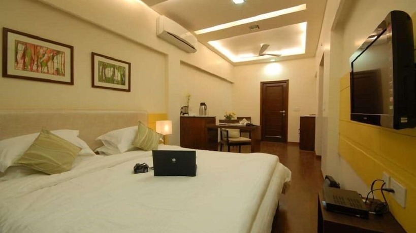 Imagen de la habitación del Hotel Nangi\'s Pride. Foto 15