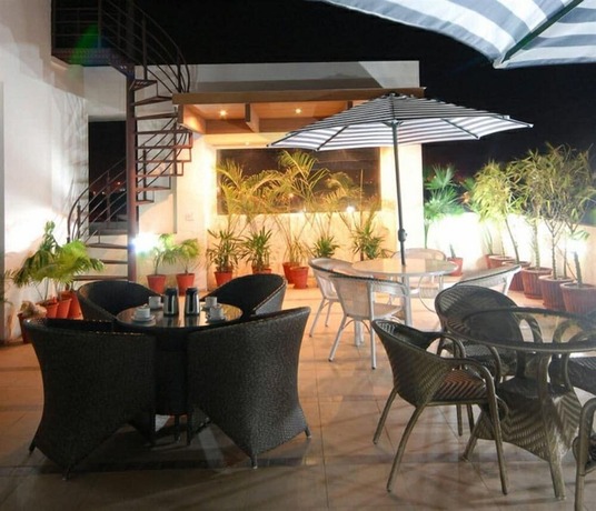 Imagen general del Hotel Nangi\'s Pride. Foto 6