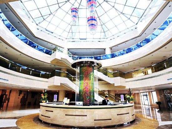 Imagen general del Hotel Nangong Spring Season. Foto 8