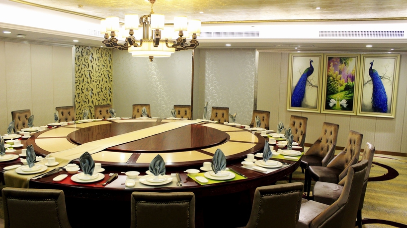 Imagen del bar/restaurante del Hotel Nanhai Jiayi International. Foto 4