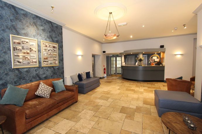 Imagen de los interiores del Hotel Nanhoron Arms. Foto 18