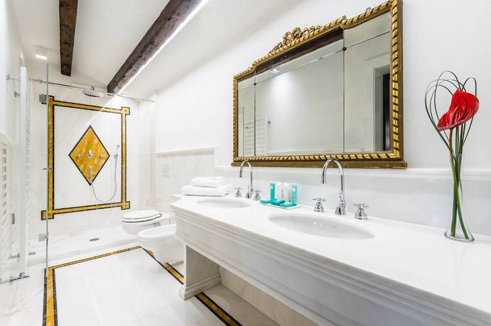 Imagen de la habitación del Hotel Nani Mocenigo Palace. Foto 6