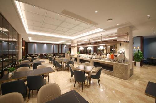 Imagen general del Hotel Nanjing Grand Da Qiao. Foto 2