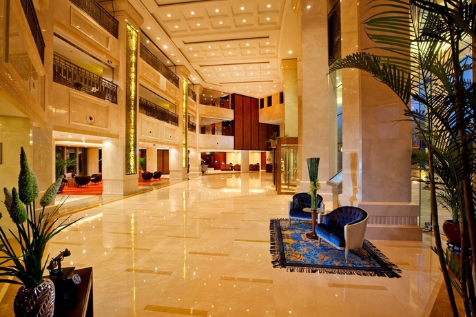 Imagen de los interiores del Hotel Nanjing Greenland Yuhao Hot Spring. Foto 15