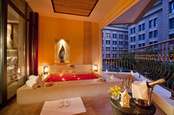 Imagen de la habitación del Hotel Nanjing Greenland Yuhao Hot Spring. Foto 12