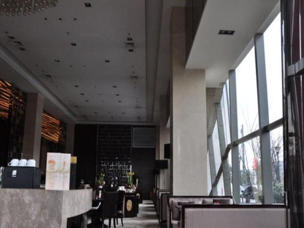 Imagen general del Hotel Nanjing Lakehome Hotels and Resorts. Foto 2
