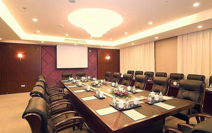 Imagen general del Hotel Nanjing Mingfa Pearl Spring. Foto 5