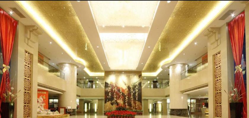 Imagen de los interiores del Hotel Nanjing Zhongshan Hotel Jiangsu Conference Center. Foto 12