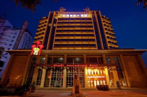 Imagen general del Hotel Nanning Qian Xi International. Foto 1