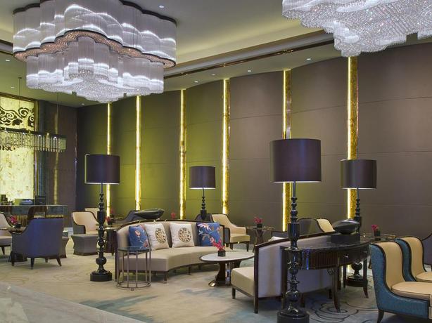 Imagen del bar/restaurante del Hotel Nanning Wanda Mandarin Hotel. Foto 6