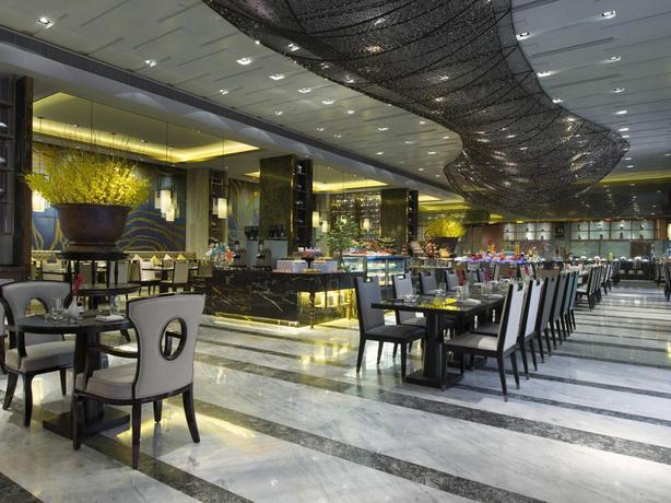 Imagen del bar/restaurante del Hotel Nanning Wanda Mandarin Hotel. Foto 8