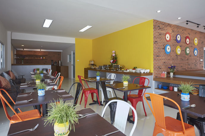 Imagen del bar/restaurante del Hotel Nano Place. Foto 12