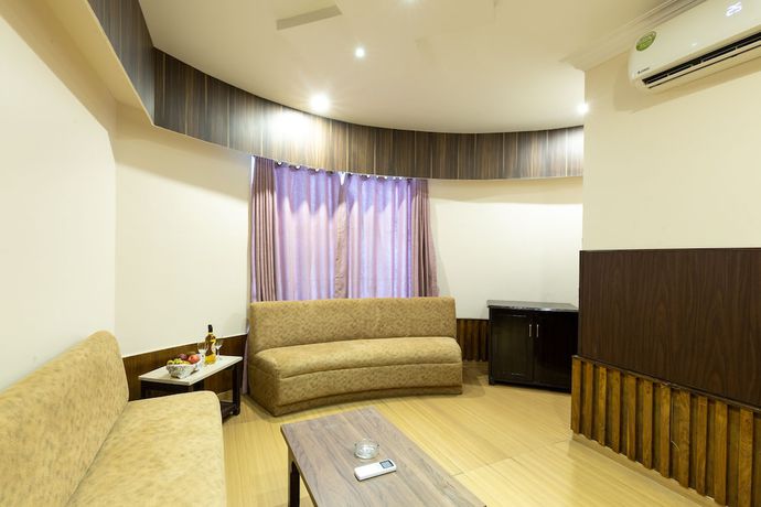 Imagen de la habitación del Hotel Nansc Lumbini. Foto 15