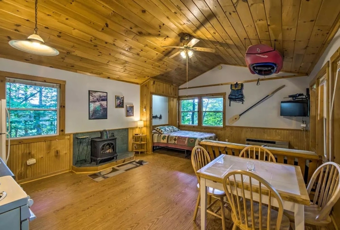 Imagen de la habitación del Hotel Nantahala Cabins. Foto 11