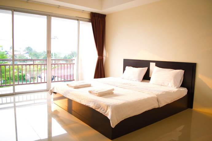 Imagen de la habitación del Hotel Nantharom and Restaurant. Foto 10