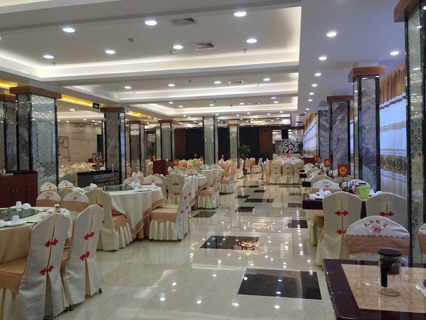 Imagen del bar/restaurante del Hotel Nantian. Foto 6