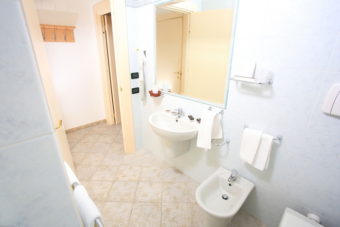 Imagen de la habitación del Hotel Nantis. Foto 4