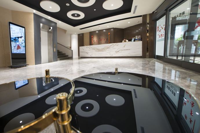 Imagen de los interiores del Hotel Nantou. Foto 20