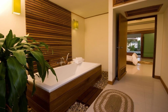 Imagen de la habitación del Hotel Nantra De Deluxe. Foto 8