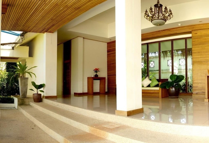 Imagen de los interiores del Hotel Nantra De Deluxe. Foto 18