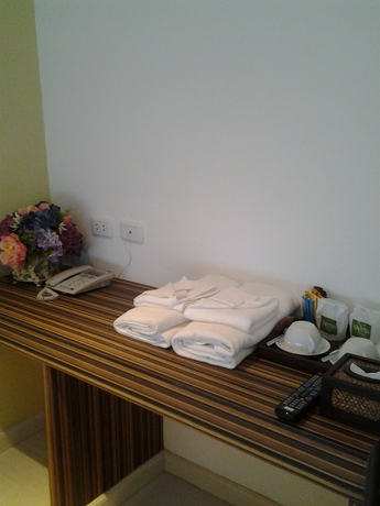 Imagen de la habitación del Hotel Nantra Ekamai. Foto 7