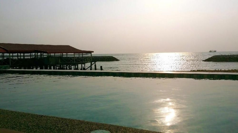 Imagen de los exteriores del Hotel Nantra Pattaya Baan Ampoe Beach. Foto 9