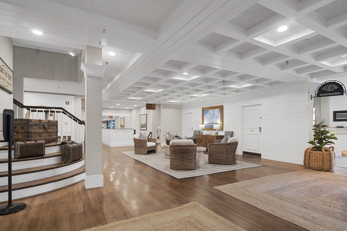 Imagen de los interiores del Hotel Nantucket Inn. Foto 17