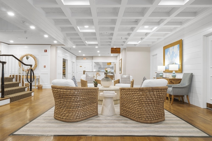 Imagen de los interiores del Hotel Nantucket Inn. Foto 18