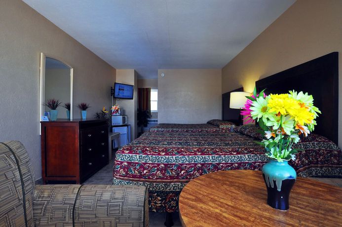 Imagen de la habitación del Hotel Nantucket Inn and Suites. Foto 16