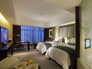 Imagen de la piscina del Hotel Nanyuan Universe Deluxe. Foto 12