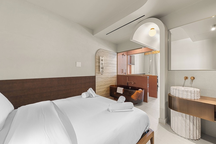 Imagen de la habitación del Hotel Naomi Cannes. Foto 6