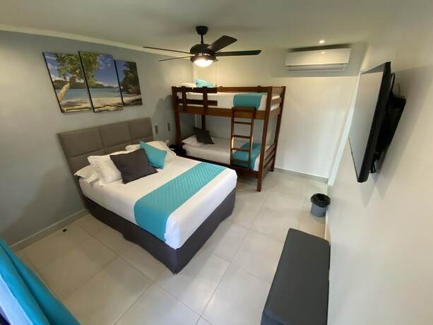 Imagen de la habitación del Hotel Naoz. Foto 11