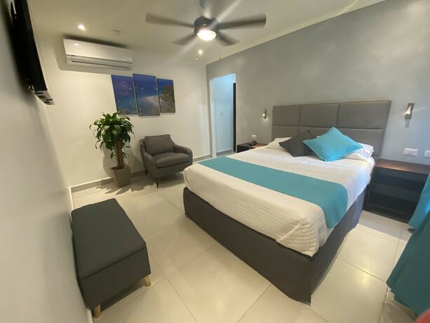 Imagen de la habitación del Hotel Naoz. Foto 12