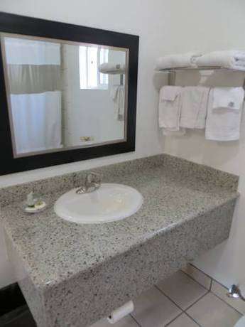 Imagen de la habitación del Hotel Napa Discovery Inn. Foto 2